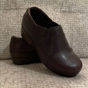 Dansko XP EXTRA PERFORMANCE Brown Leather Nursing Clogs Mules for Long Days! 37